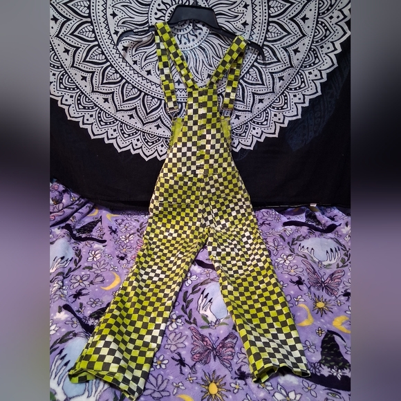 Vibrant Checkered Jumpsuit - Picture 3 of 4